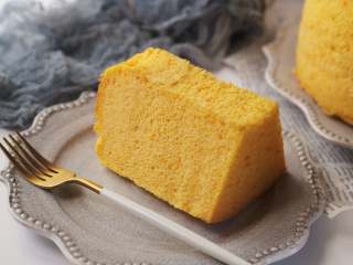 22、金灿灿黄澄澄滴~【南瓜戚风蛋糕】,成品