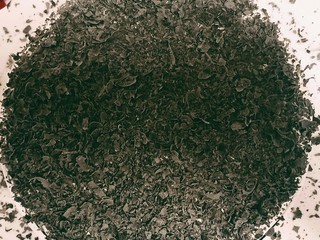 15、黑森林,最上面均匀的撒上巧克力屑