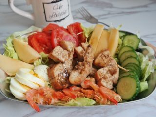 17、无油轻食（减肥版）,好吃不胖 还能吃饱 这一份我都没吃完 很饱了已经