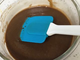 26、云石芝士蛋糕,巧克力糊冷却后再用。