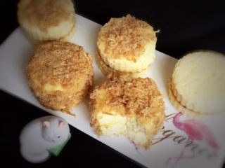 29、肉松小贝蛋糕,漂亮的肉松小贝就完成了，口感真不错，三种口味都有了。