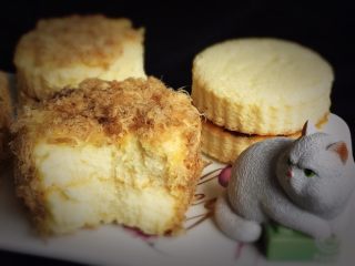 30、肉松小贝蛋糕,咬一口感觉真不错。