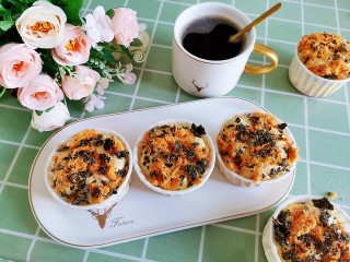 1、海苔肉松纸杯蛋糕????,成品图！