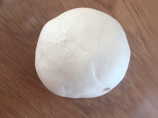 7、中式点心：千层酥,发酵至两倍大取出；