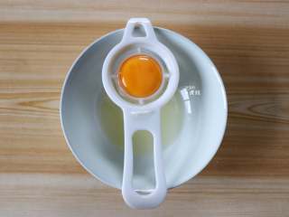 3、蛋白椰丝球,分离蛋黄蛋白;