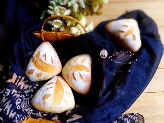 16、淡奶油软欧包,成品图