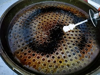 18、辣子锅盔,电饼铛预热刷油