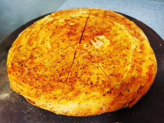 26、辣子锅盔,切块即可食用
