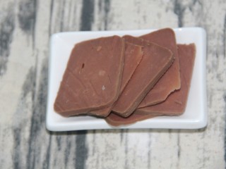 5、面包糠烤土司,火腿几片