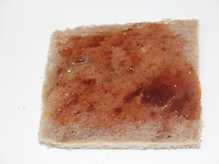 10、面包糠烤土司,抹匀