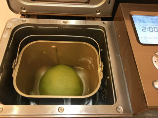 10、抹茶凤梨全麦面包,30分钟后面团发酵至原来的2倍大左右。