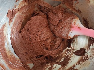 8、巧克力裂纹曲奇饼干????,继续翻拌均匀