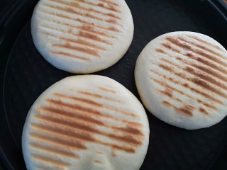 14、升级版烤白馍,翻面