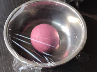 16、双色花卷,今天阳光不错,放阳光下自然发酵吧