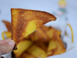 9、香酥面包片——秒杀面包店的面包片配方,放凉后嘎嘣脆