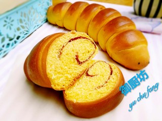 22、毛毛虫南瓜面包,松软香甜的成品