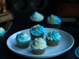 15、蝶豆花麦芬杯,成品图