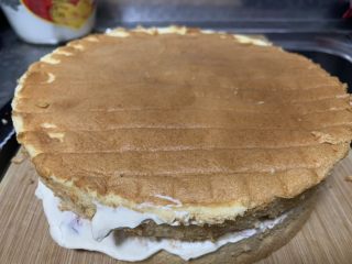 10、12~8 咖啡蛋糕,盖上另一片