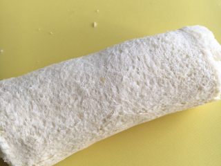 11、四种方式吃吐司,从下往上紧紧卷起