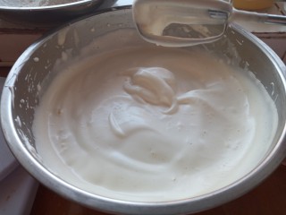 4、老式蛋糕纸杯版,面糊低落不消失