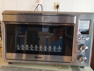 8、老式蛋糕纸杯版,烤箱预热10分钟