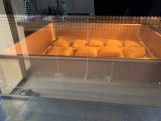 9、东北风情 东北老式大饼干,定型后取出