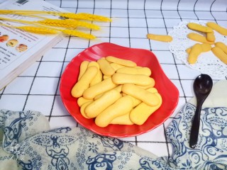 24、奶香南瓜手指饼干,成品图！