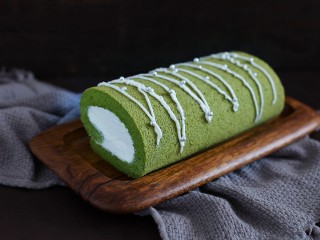 20、抹茶奶油蛋糕卷,成品图
