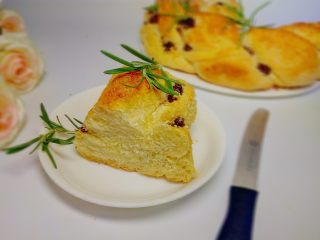 30、椰蓉花环面包,美美哒