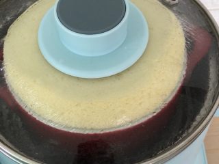 14、蒸蛋糕,30分钟左右即可。