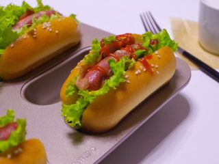 13、元气早餐之热狗餐包,营养早餐自己做吧