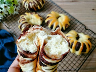 18、豆沙面包圈,很松软哦！