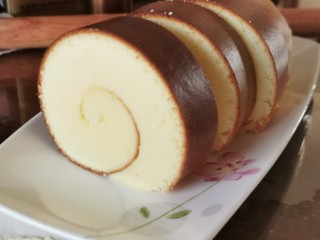 15、柠檬低糖蛋糕卷????,丝滑口感，淡淡的柠檬清香，早点、下午茶都非常好????????☕️