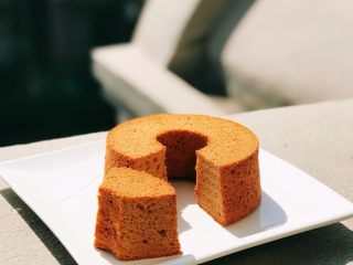 14、焦糖海盐戚风蛋糕,成品图