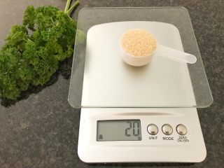 8、早餐+奶油面包,糖20g（奶油馅用），