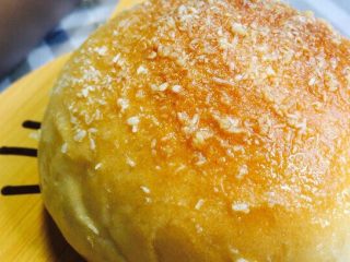 22、椰蓉面包,用近照和大家说声谢谢,谢谢观看!也欢迎各位留作!有不懂的可私信我!一一解答!祝大家生活愉快!