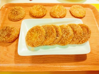 1、脆皮南瓜饼,脆皮南瓜饼。