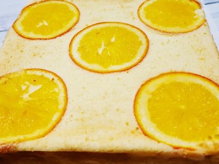 14、香橙蛋糕卷,取出冷却后脱模