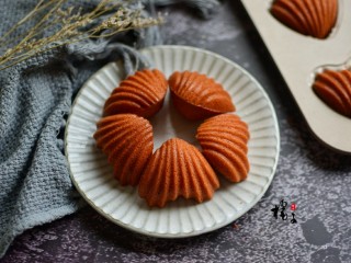 12、红丝绒玛德琳蛋糕,成品图2