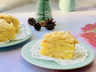 19、苹果千层蛋糕,上色均匀，打开烤箱那一瞬间苹果的香气扑鼻????非常诱人