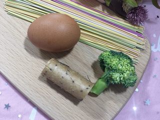 1、“彩虹”????饼,1.准备食材