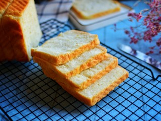 13、椰香吐司,成品图