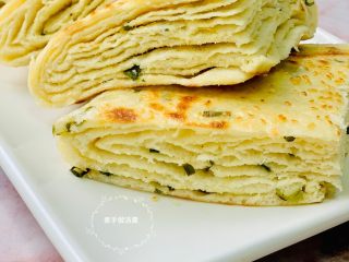 12、香葱千层饼,葱香浓郁????