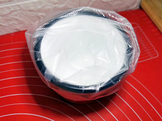 11、素食杯子蛋糕,裱花袋，套在杯子中