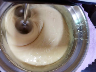 10、素食杯子蛋糕,大约1~2分钟就可以打匀