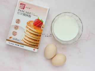 1、清新华夫饼,准备所需材料