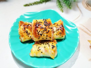 17、手抓饼版火腿肉松酥,成品图