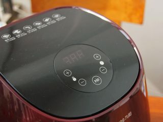 10、芝士爆浆鸡排,10、	温度选择180度、