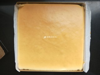 20、母亲节—康乃馨彩绘蛋糕,烤好的成品