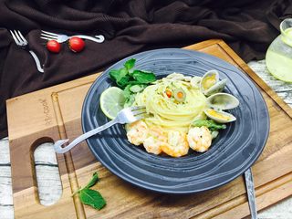 23、奶香浓郁 味道独特 简单易学 白汁海鲜意面,成品图